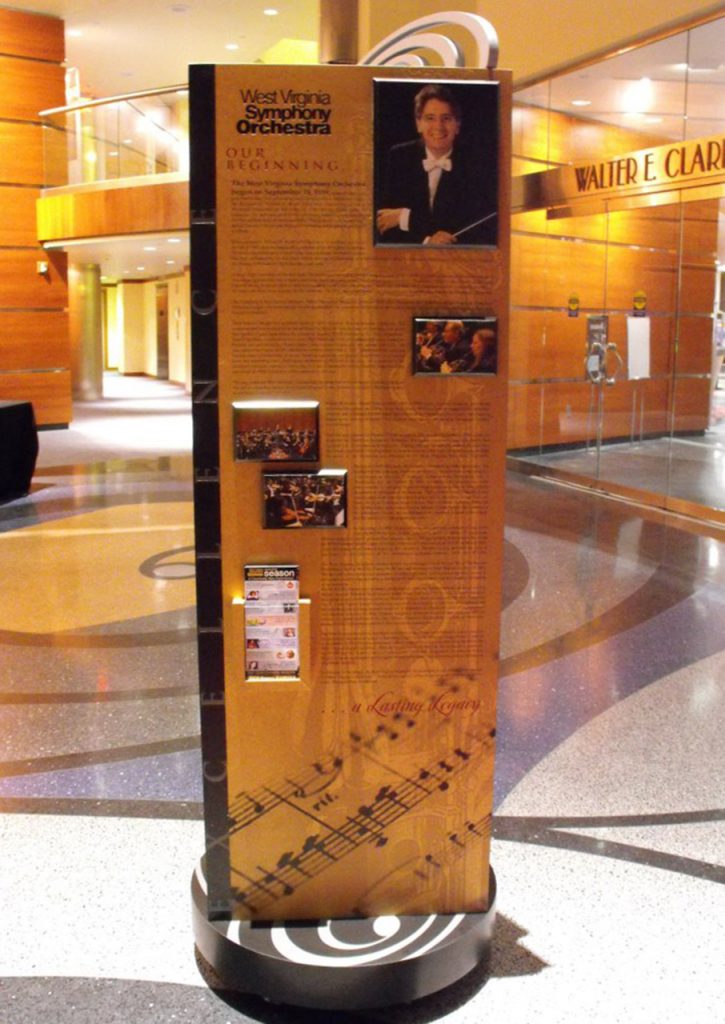 freestanding donor display