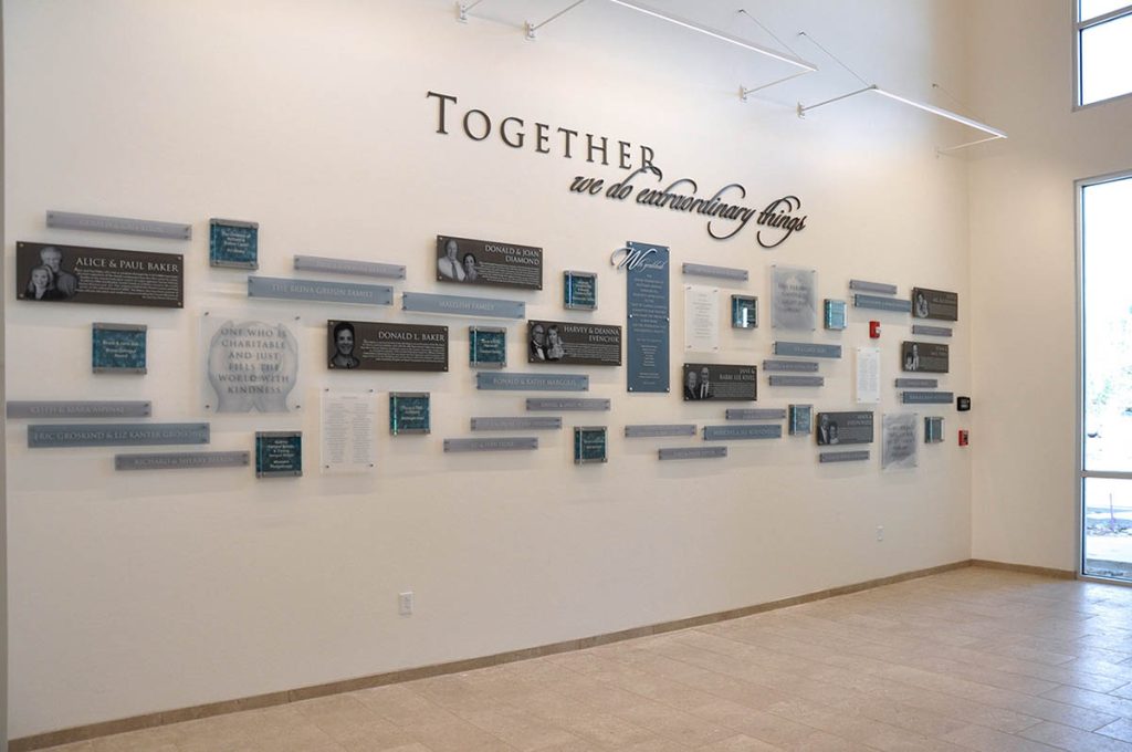 Jewish religion donor recognition display